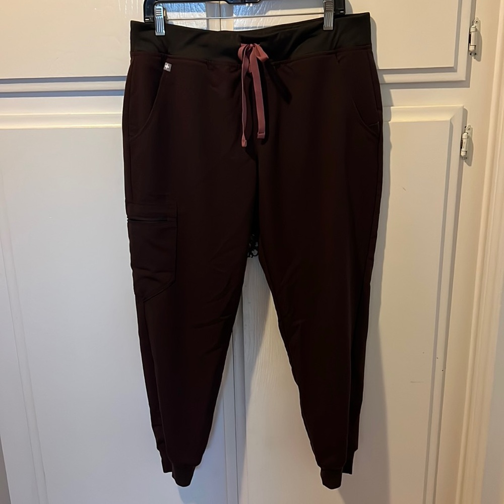 Figs Women's Jogger Pants in Dark Burgundy and Black